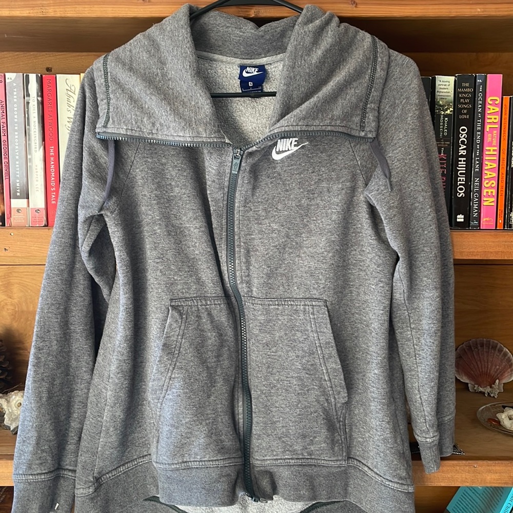 NIKE ZIP UP WOMENS SIZE SMALL AMAZING CONDITION